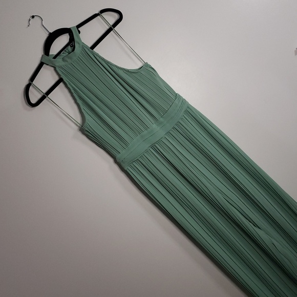 Zara Green Halter Jumpsuit with Flowing Wide-Leg Design Medium - Picture 8 of 16